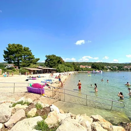 Dom wakacyjny Olive Garden Posedarje