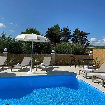 Holiday home Olive Garden Posedarje