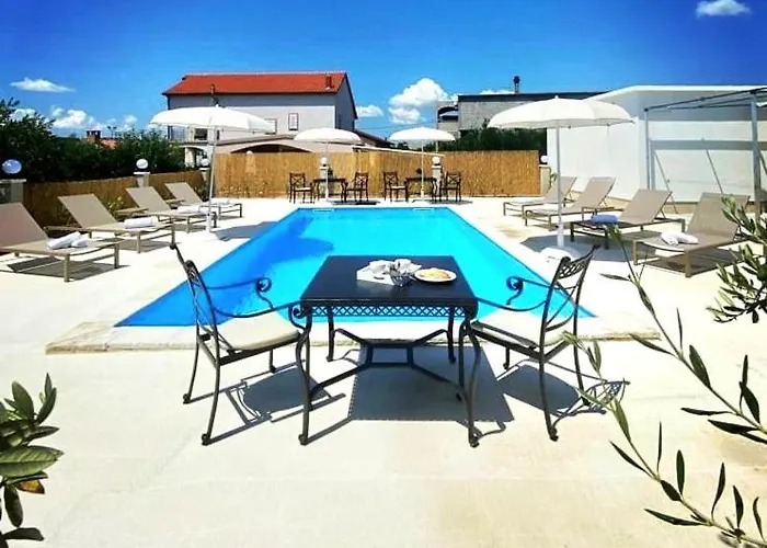 Olive Garden Vikendica Posedarje