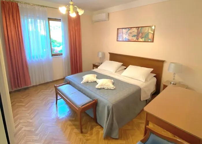 Vikendica Olive Garden Posedarje